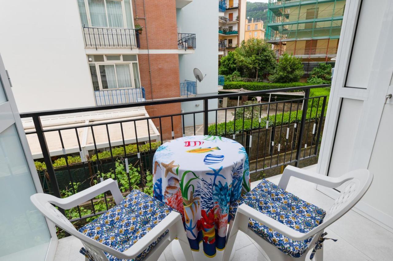 Blue Coral Suite B&B ซอร์เรนโต ภายนอก รูปภาพ